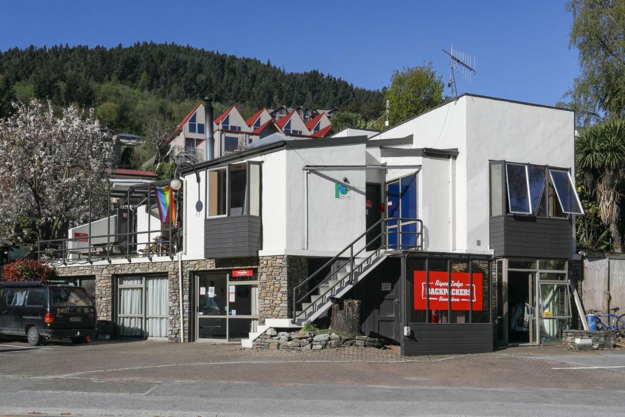 Aspen Lodge Backpackers ควีนส์ทาวน์ ภายนอก รูปภาพ