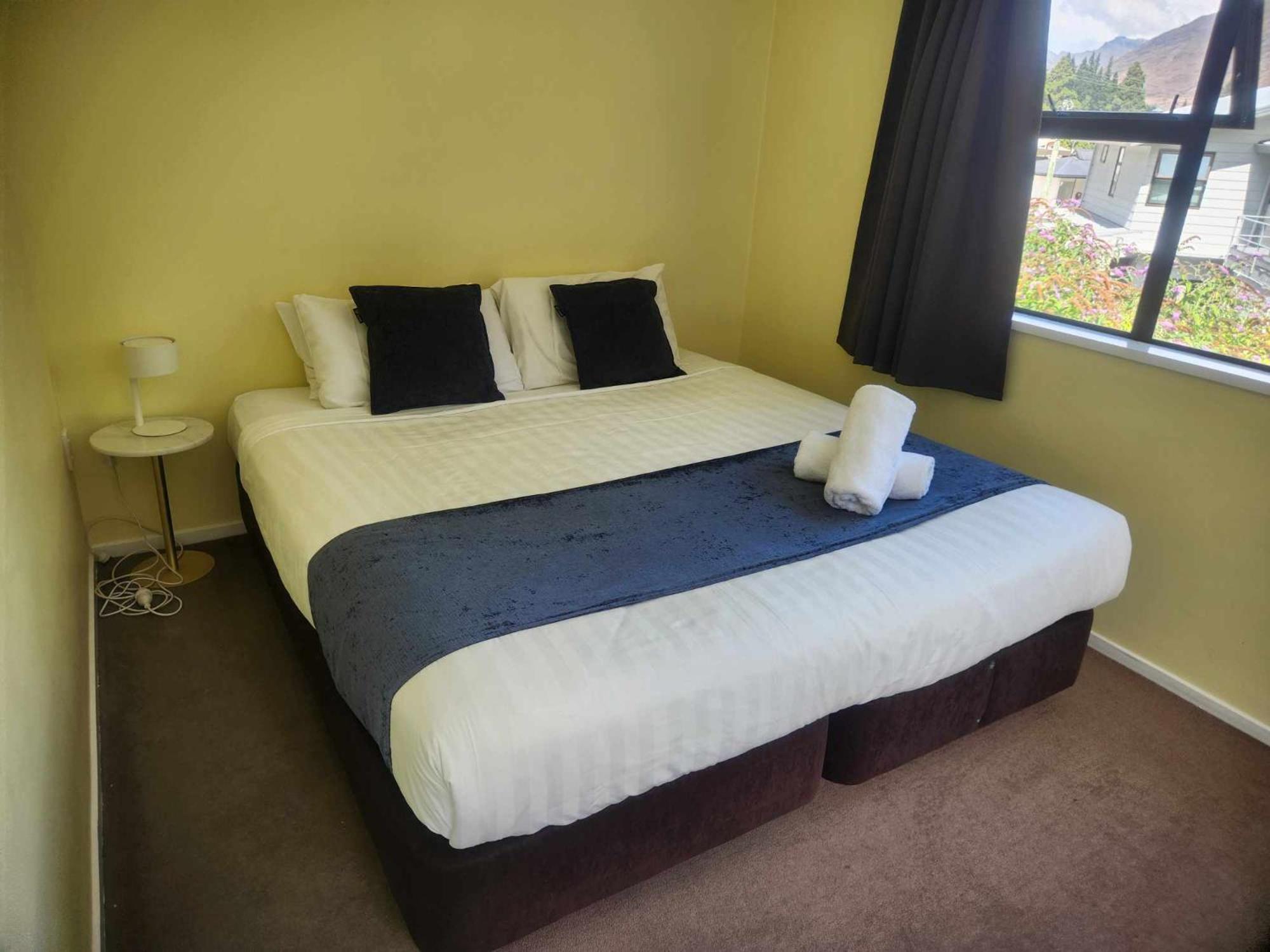 Aspen Lodge Backpackers ควีนส์ทาวน์ ภายนอก รูปภาพ
