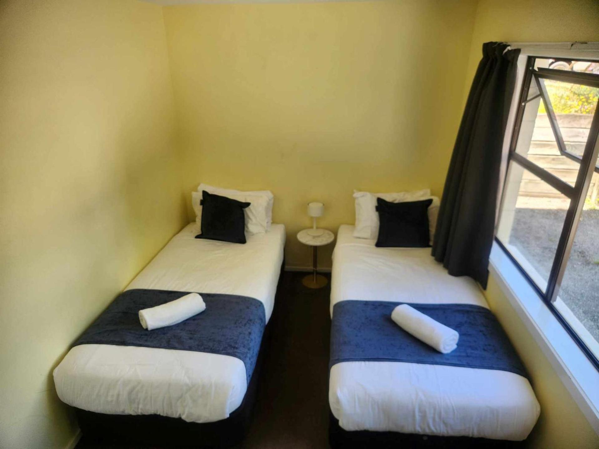 Aspen Lodge Backpackers ควีนส์ทาวน์ ภายนอก รูปภาพ