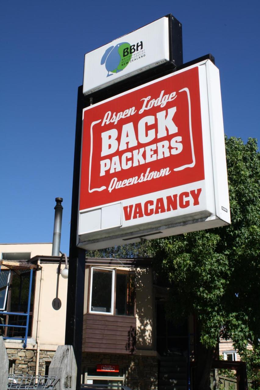 Aspen Lodge Backpackers ควีนส์ทาวน์ ภายนอก รูปภาพ