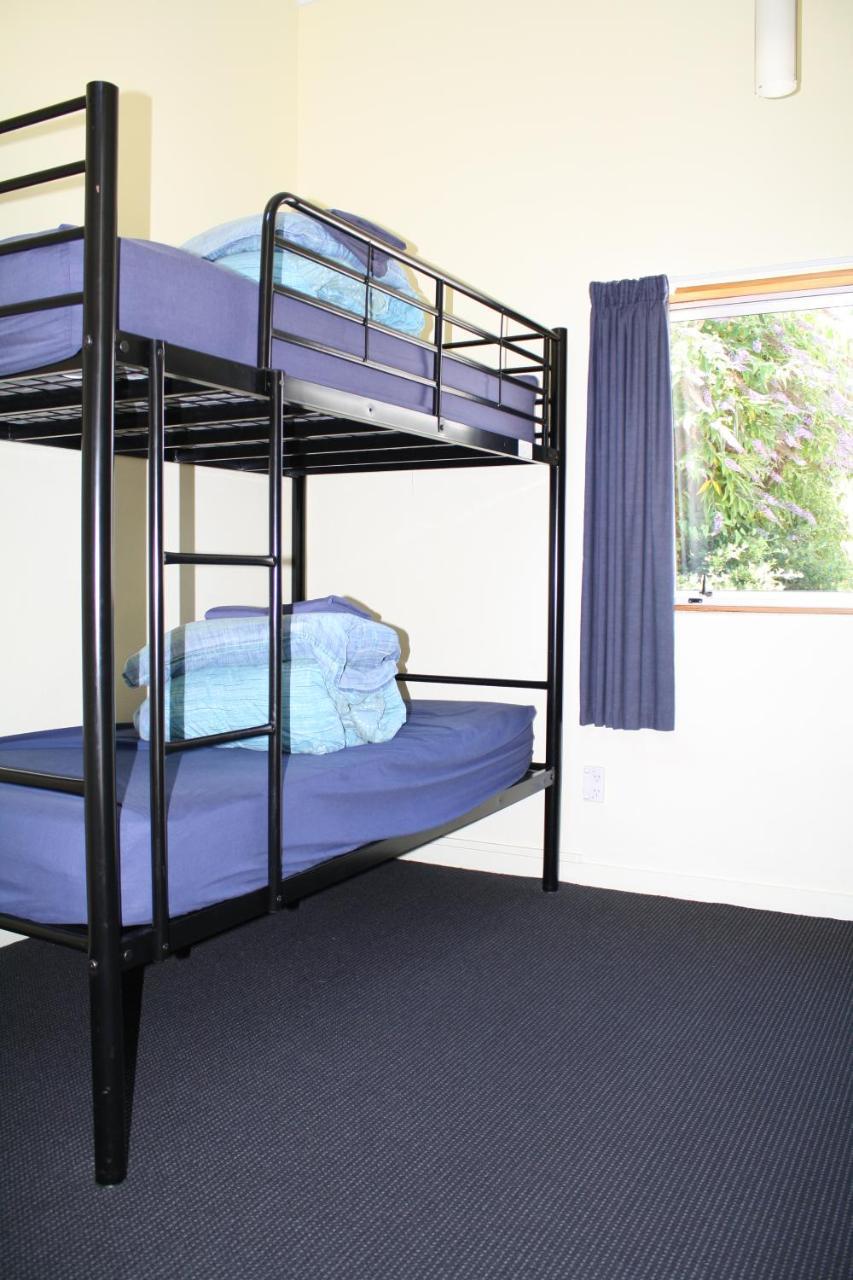 Aspen Lodge Backpackers ควีนส์ทาวน์ ภายนอก รูปภาพ